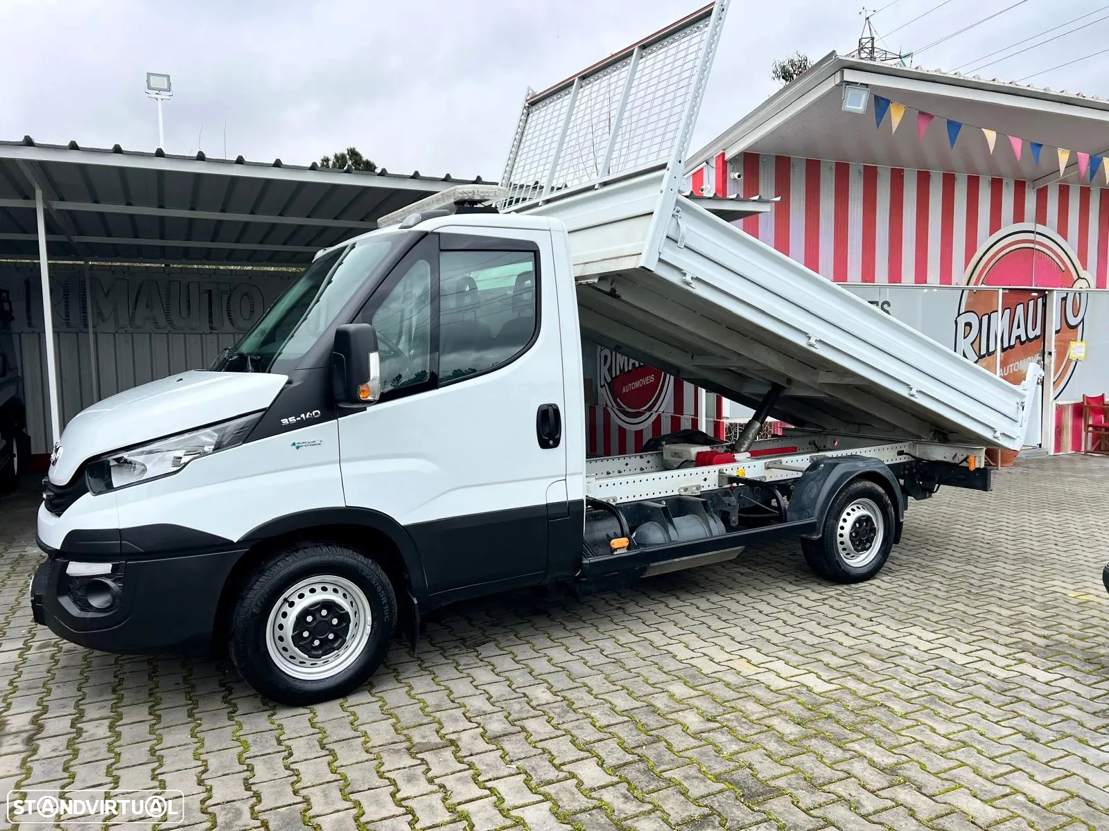 Iveco Daily - 12