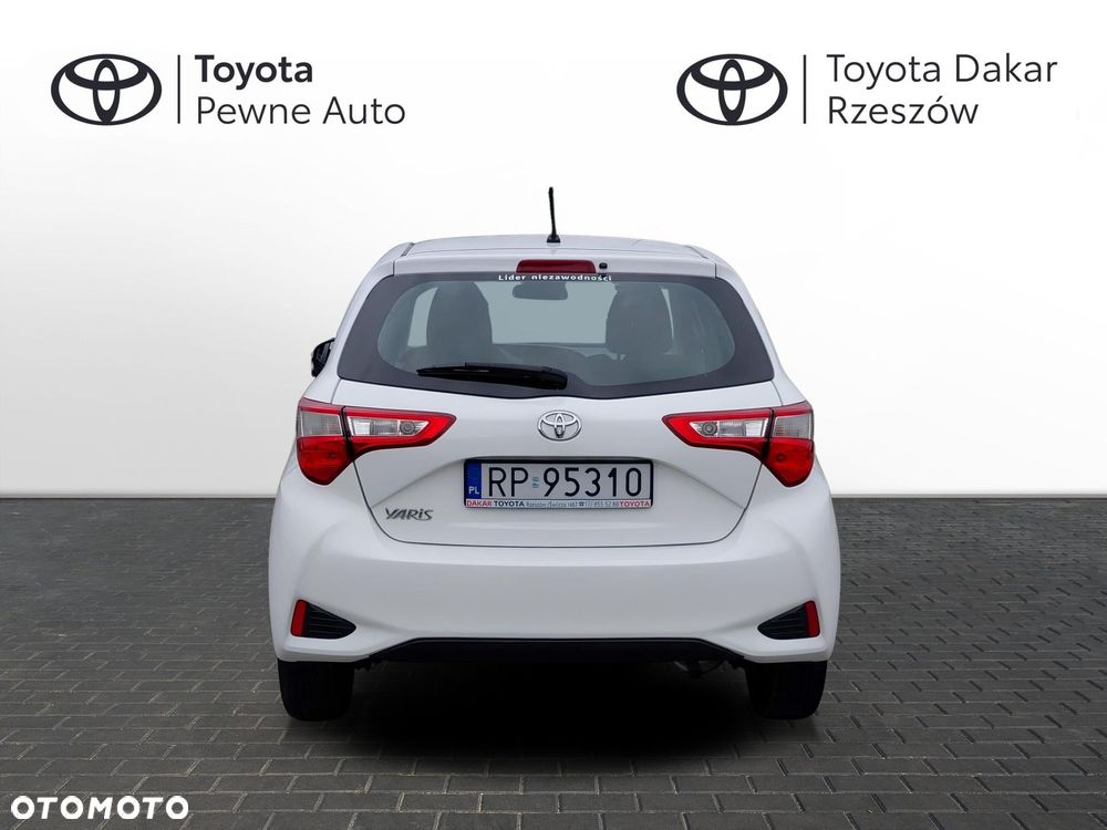 Toyota Yaris - 4