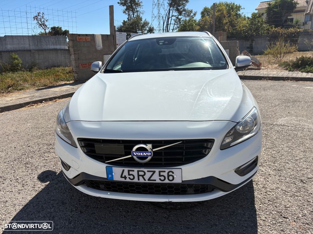 Volvo V60 2.4 D6 R-Design Sum.AWD Phev - 2
