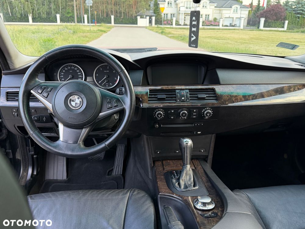 BMW Seria 5 530d - 31