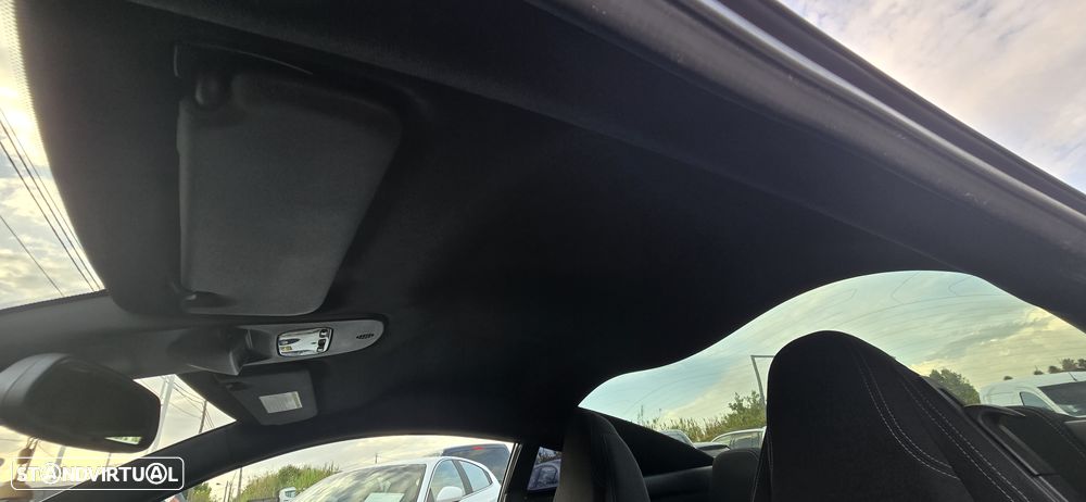 Peugeot RCZ 1.6 200 THP Onyx - 17