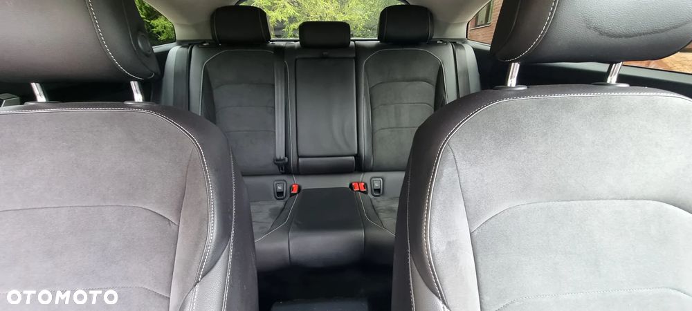 Volkswagen Arteon 2.0 TDI Elegance DSG - 23