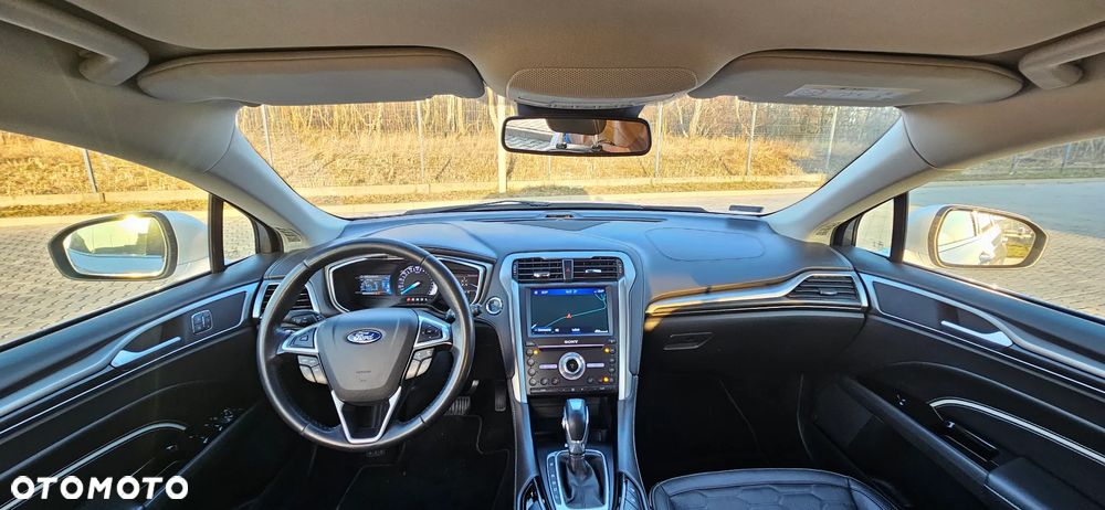 Ford Mondeo 2.0 Hybrid Vignale - 16