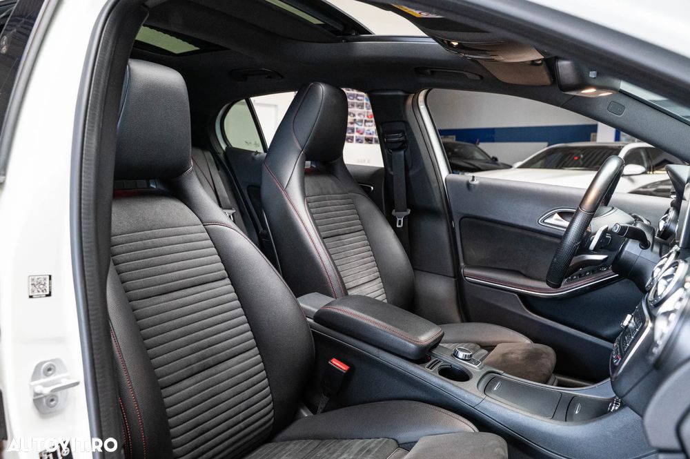 Mercedes-Benz GLA 250 7G-DCT AMG Line - 31