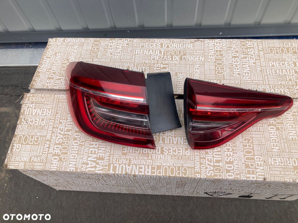 RENAULT CLIO 5 V 2 x Lampy tylne lewe  LAMPA TYLNA LEWA  W KLAPĘ I W BŁOTNIK EUROPA LEWY TYŁ LEWA strona  tylne W-wa - 5