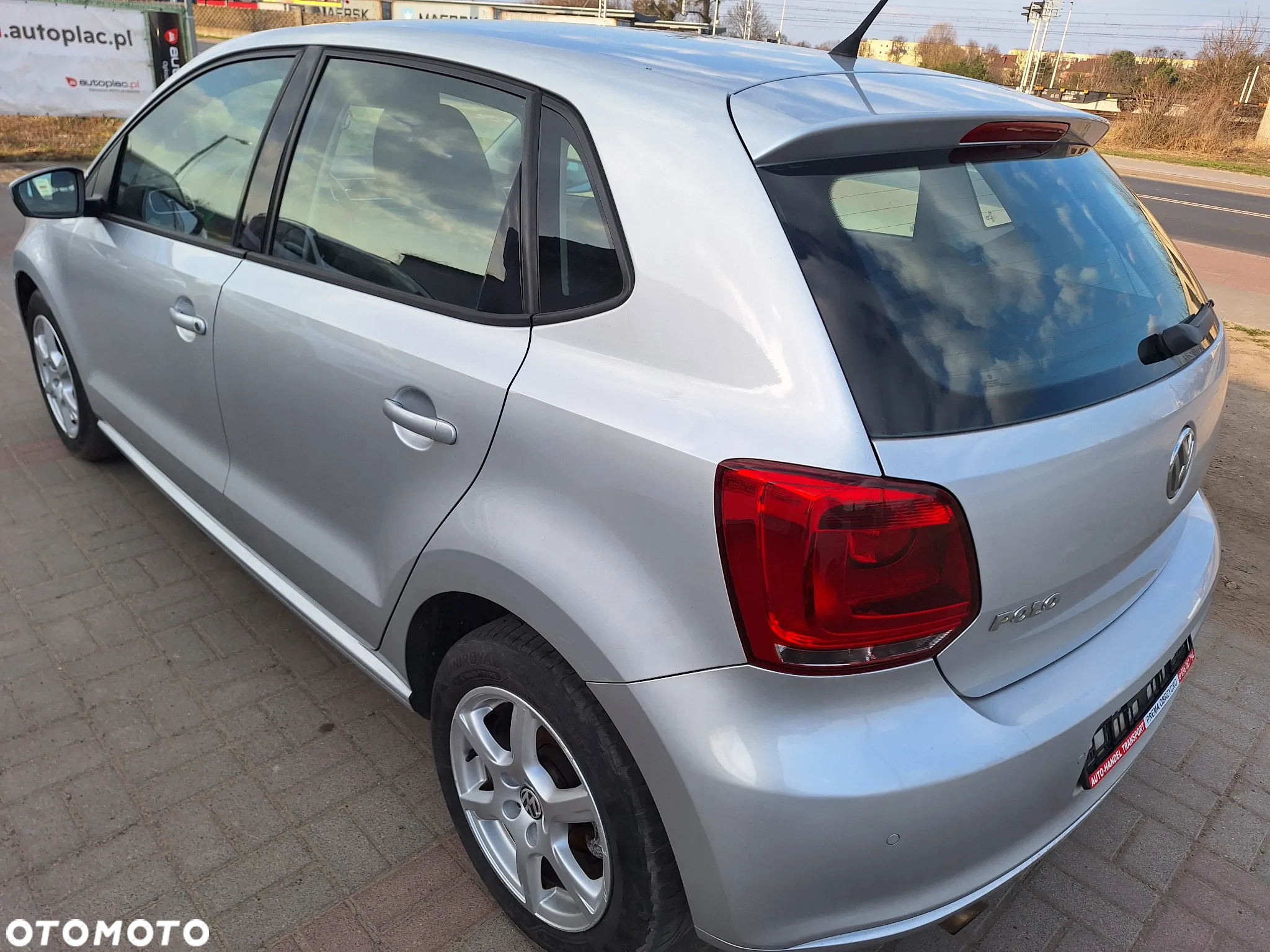 Volkswagen Polo - 4