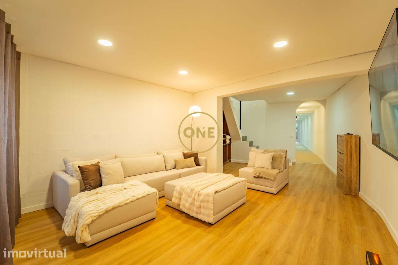 ✨ Moradia T2 Totalmente Renovada | Moderna | Pronta a Habitar ✨ - Grande imagem: 2/9