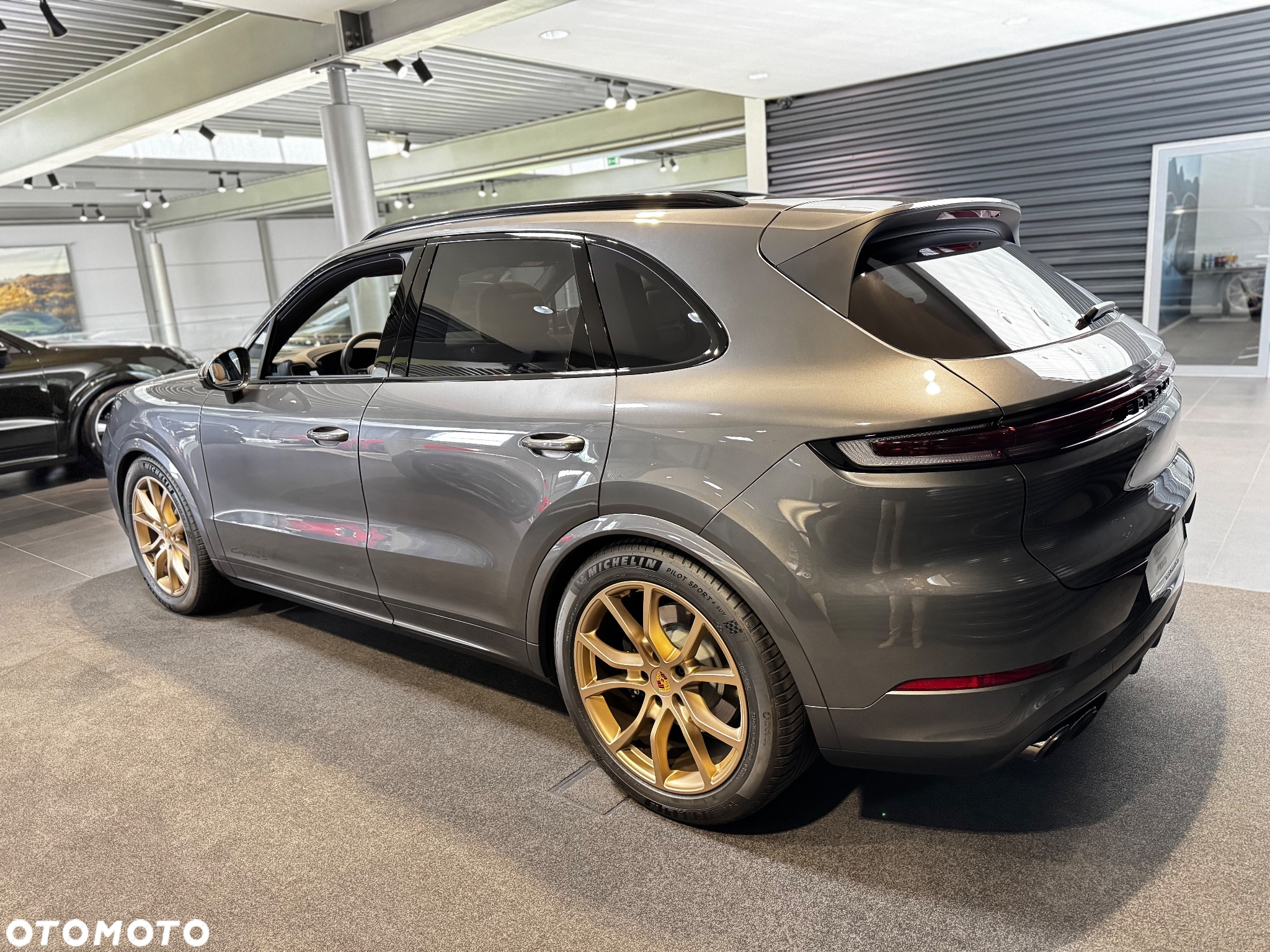 Porsche Cayenne S - 7