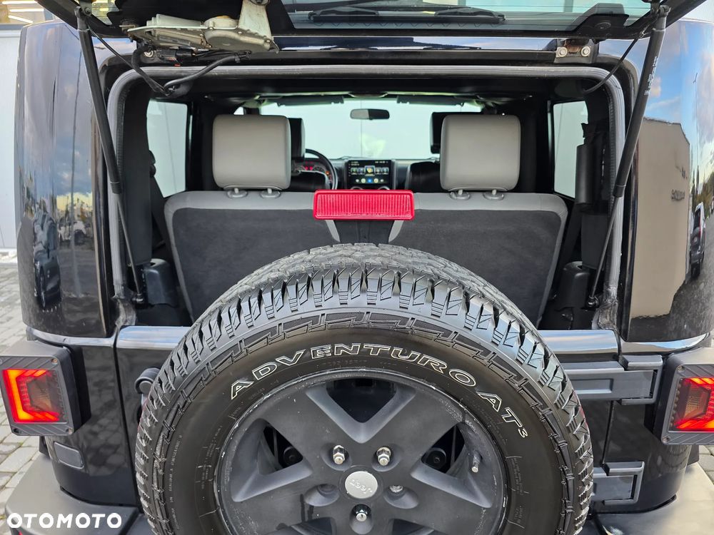 Jeep Wrangler - 21