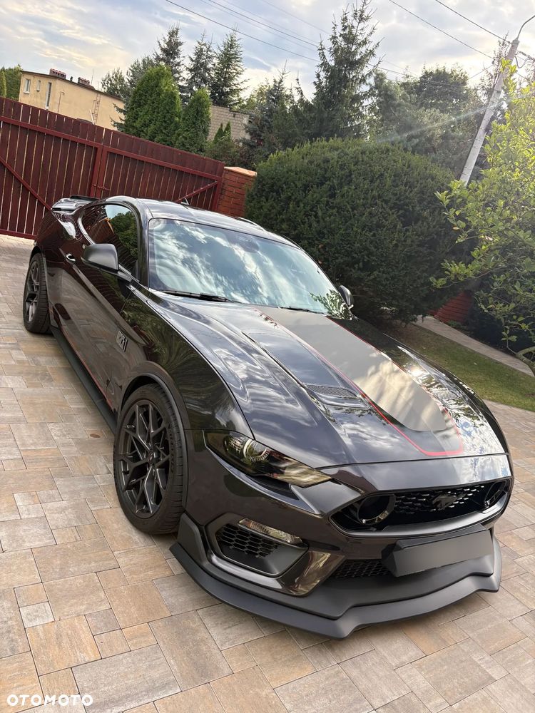 Ford Mustang - 4