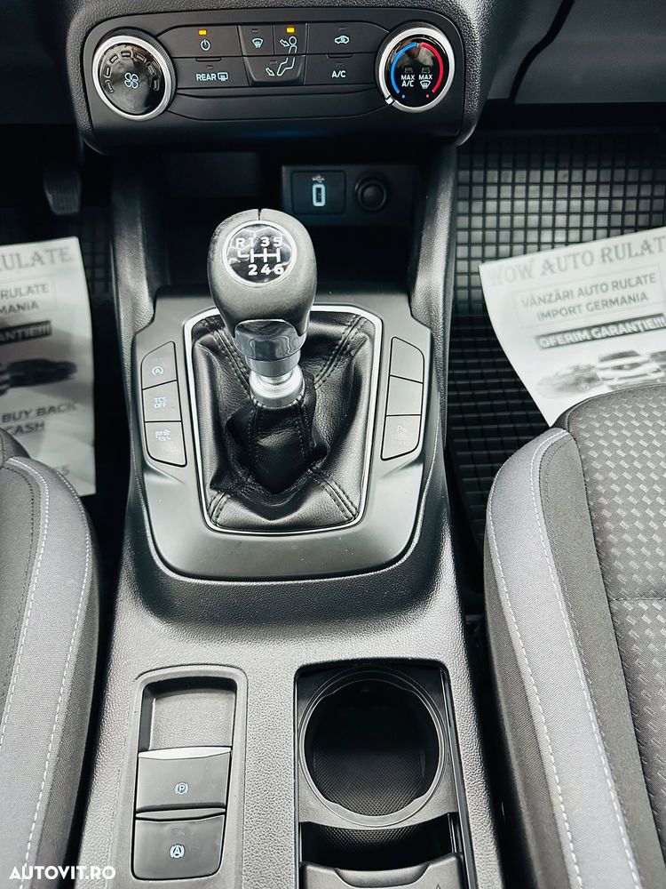Ford Focus 1.5 EcoBlue Start-Stopp-System COOL&CONNECT DESIGN - 24