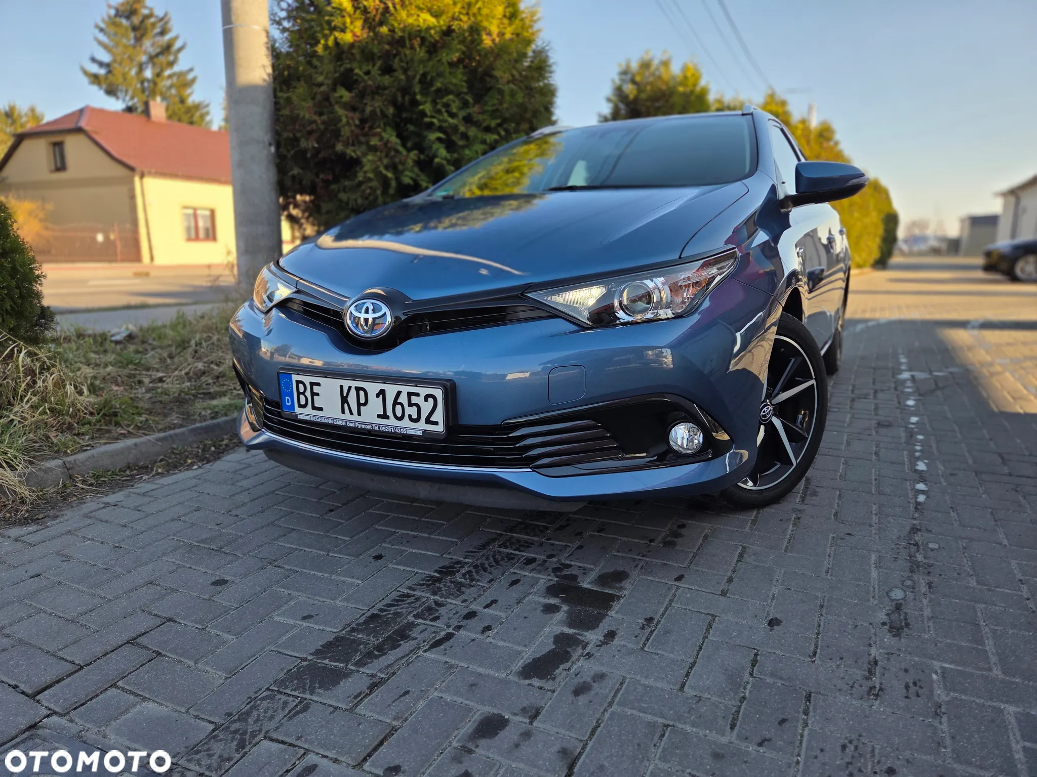 Toyota Auris - 2