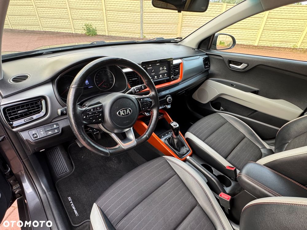 Kia Stonic 1.6 CRDi Spirit - 26