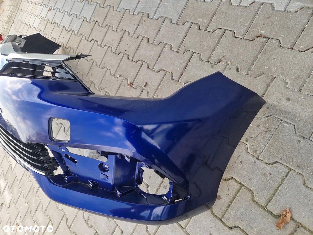 Zderzak Toyota Auris II lift 2015 - - 11