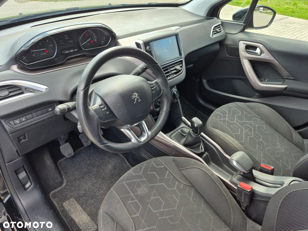 Peugeot 2008 120 VTI Active - 29