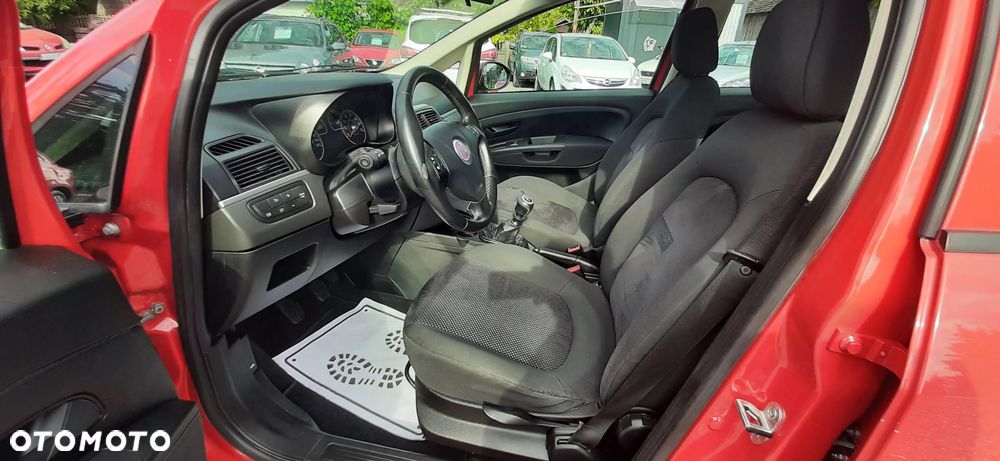 Fiat Grande Punto - 29