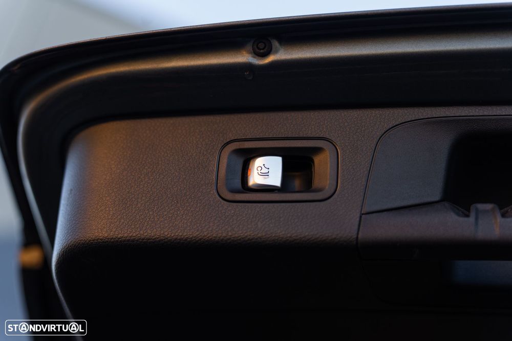 Mercedes-Benz GLC 300 de 4Matic - 31