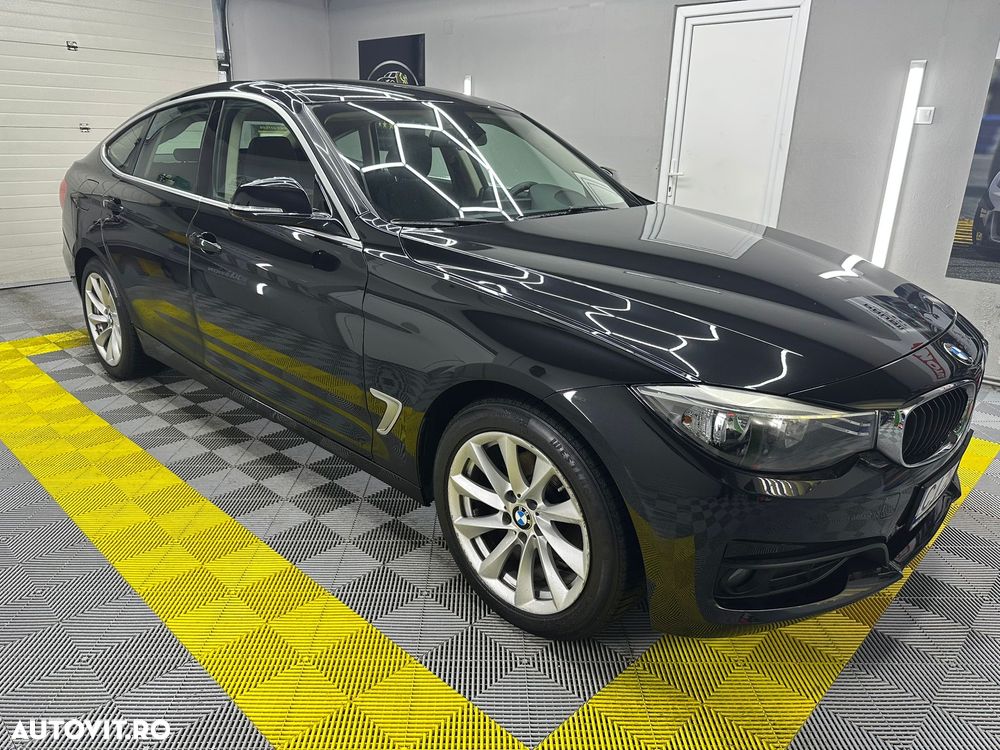 BMW Seria 3 320d xDrive - 2