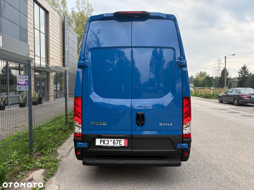 Iveco Daily 35S180, 3.0 180KM, L3H3, HiMatic, LED, Niski przebieg - 7