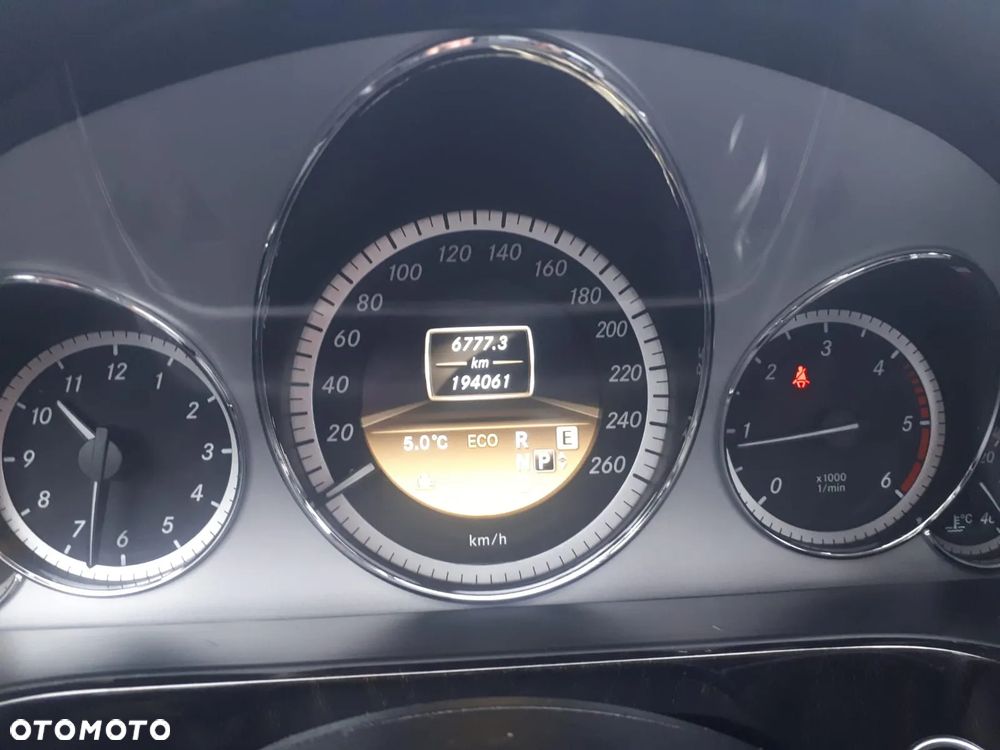 Mercedes-Benz Klasa E 220 CDI Automatik Avantgarde - 20