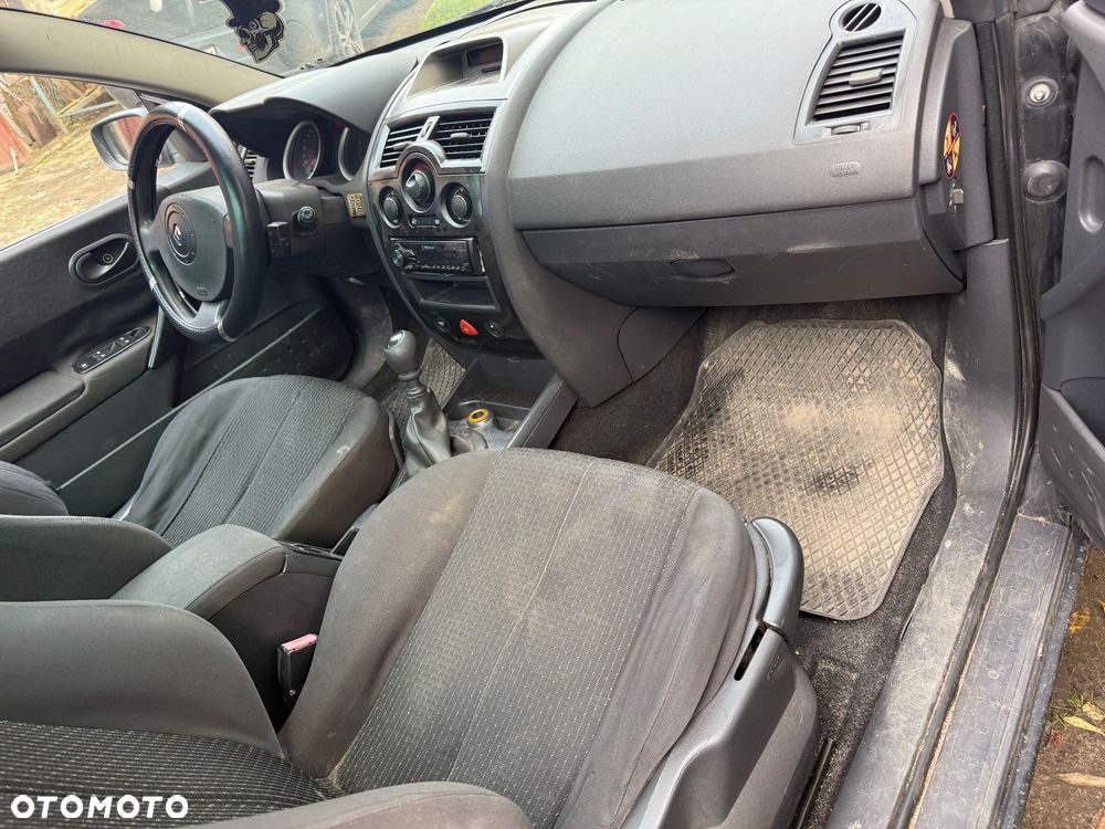 Renault Megane 1.9 dCi Luxe Dynamique - 9