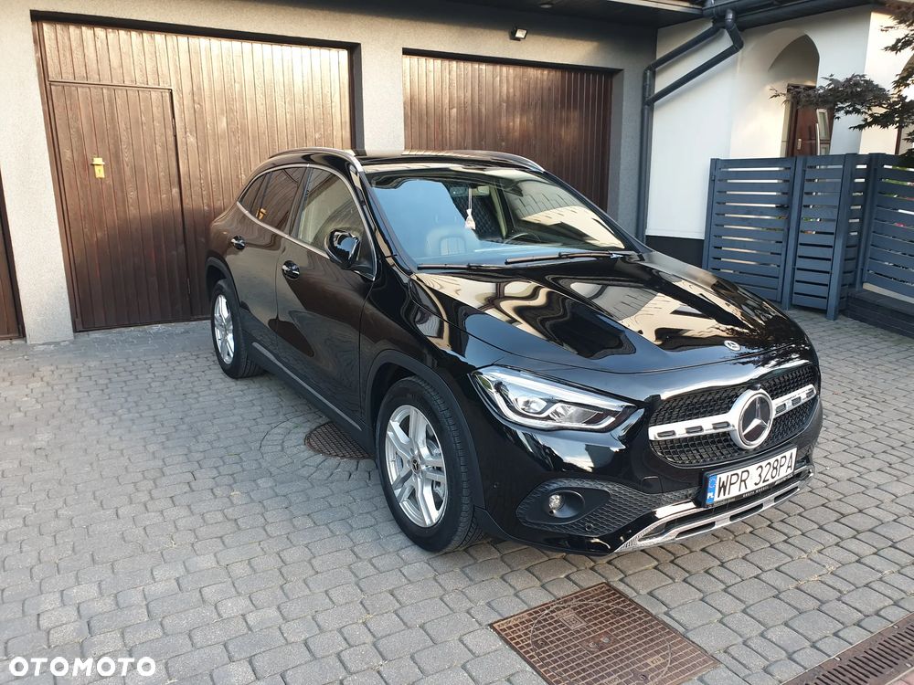Mercedes-Benz GLA - 22