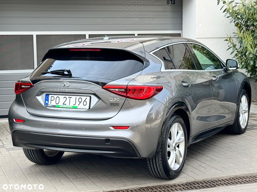 Infiniti Q30 1.5d Premium - 13