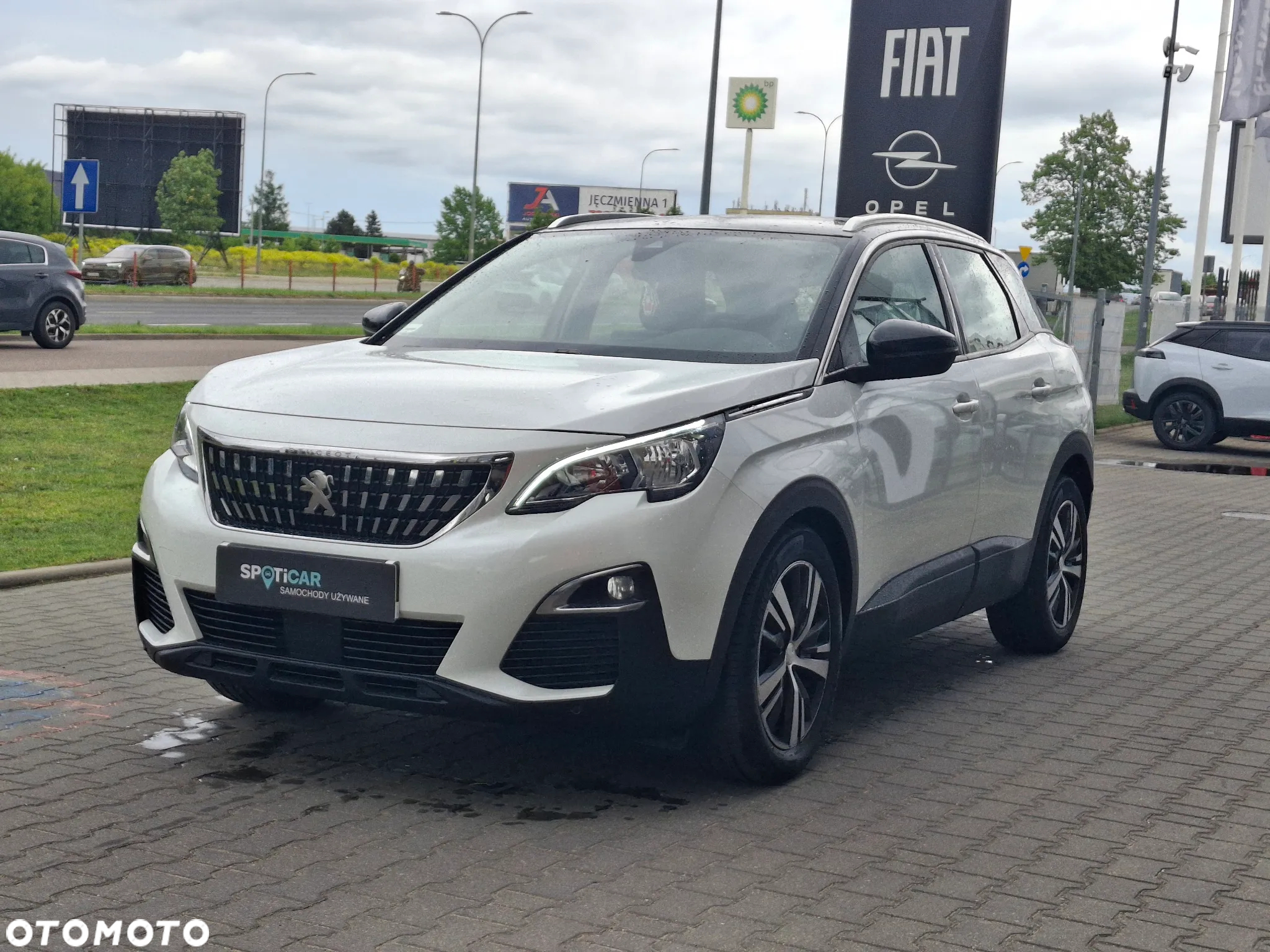 Peugeot 3008 1.2 PureTech GPF Allure S&S EAT8 - 5