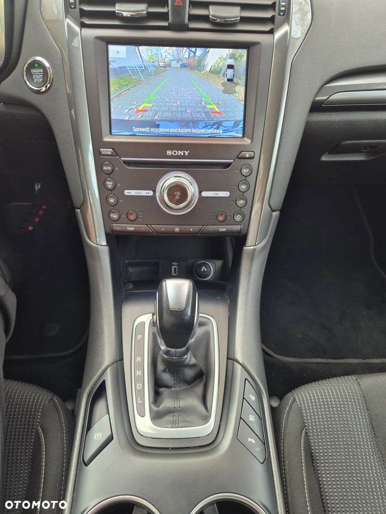 Ford Mondeo Turnier 2.0 Ti-VCT Hybrid Titanium - 31