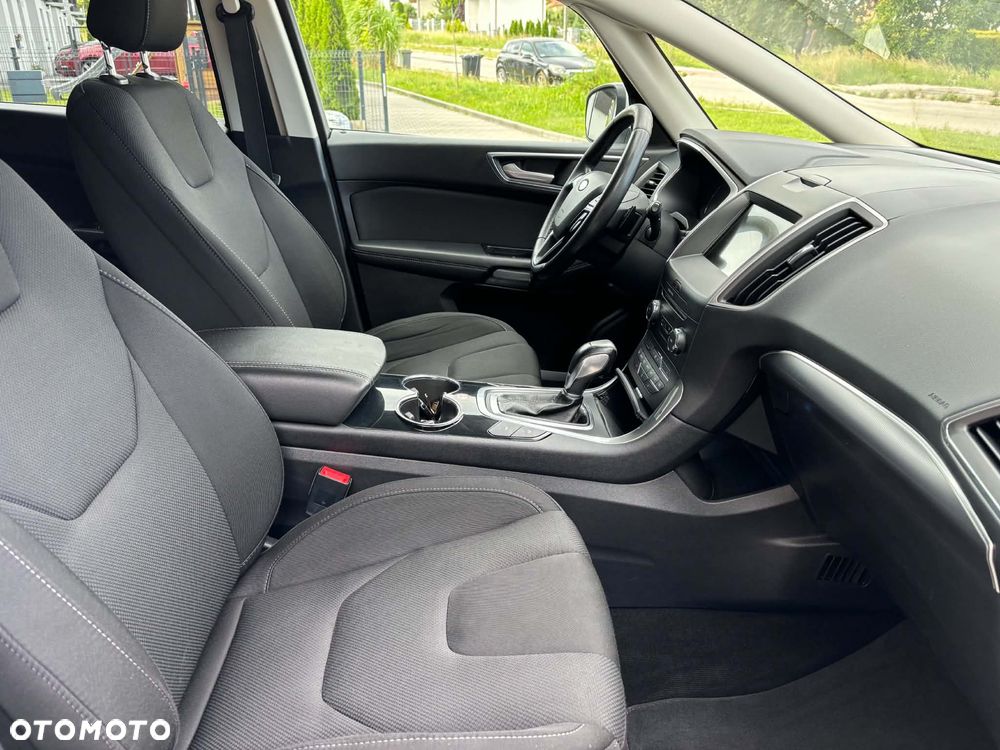 Ford S-Max 2.0 TDCi Titanium PowerShift - 8