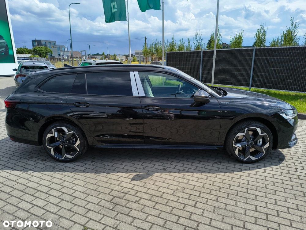Skoda Superb 2.0 TSI Sportline DSG - 9
