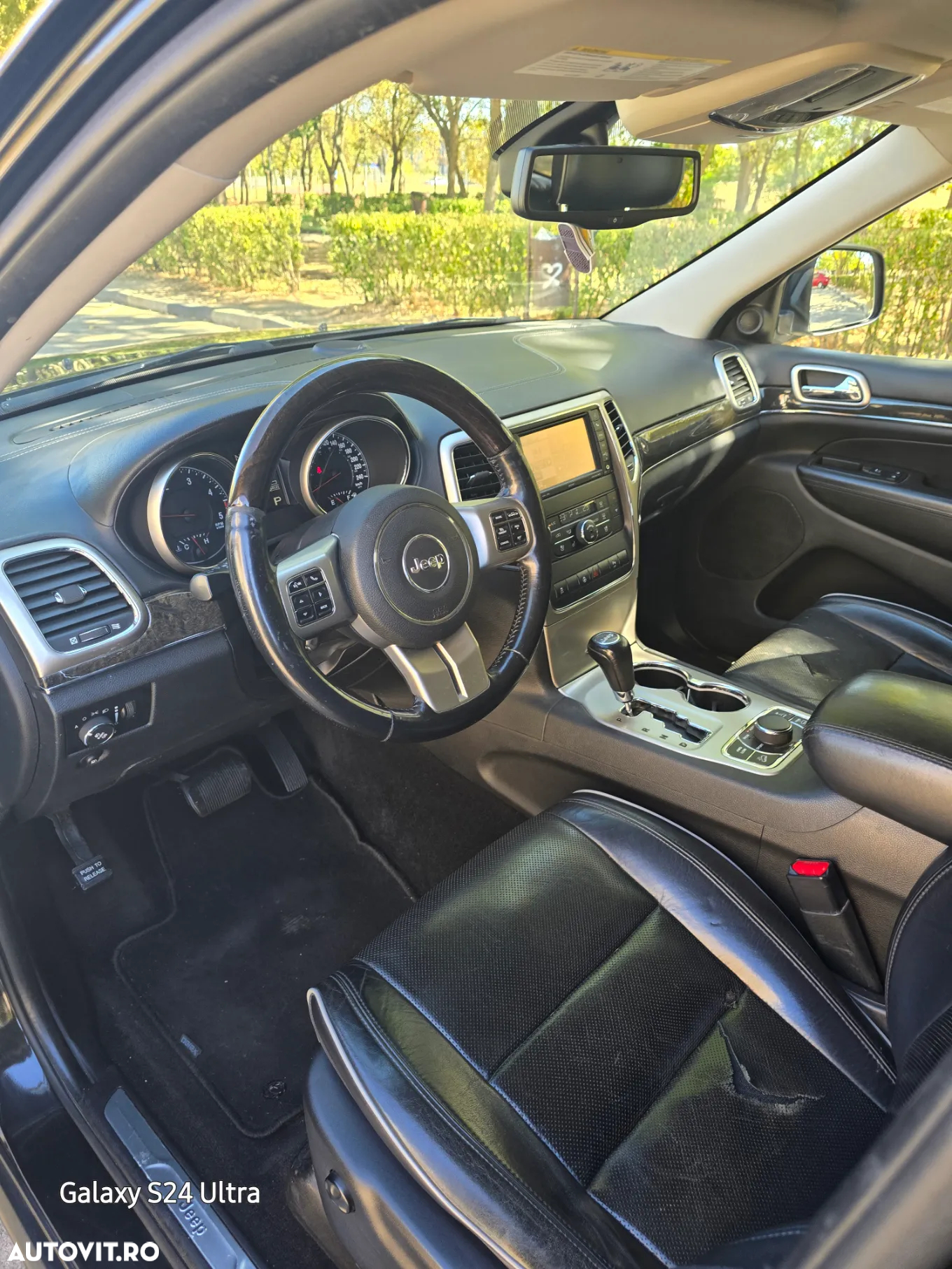 Jeep Grand Cherokee - 8
