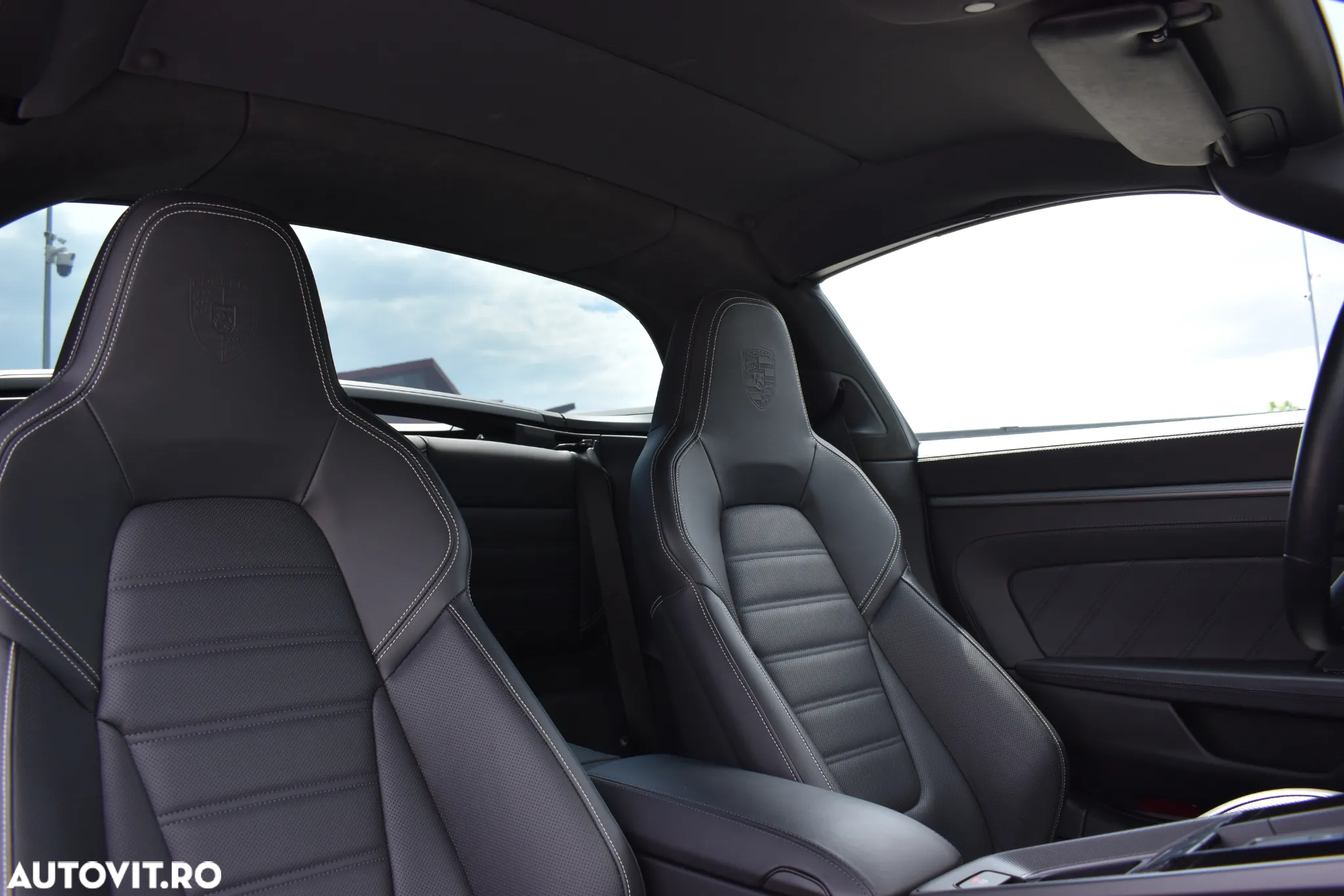 Porsche 992 - 24