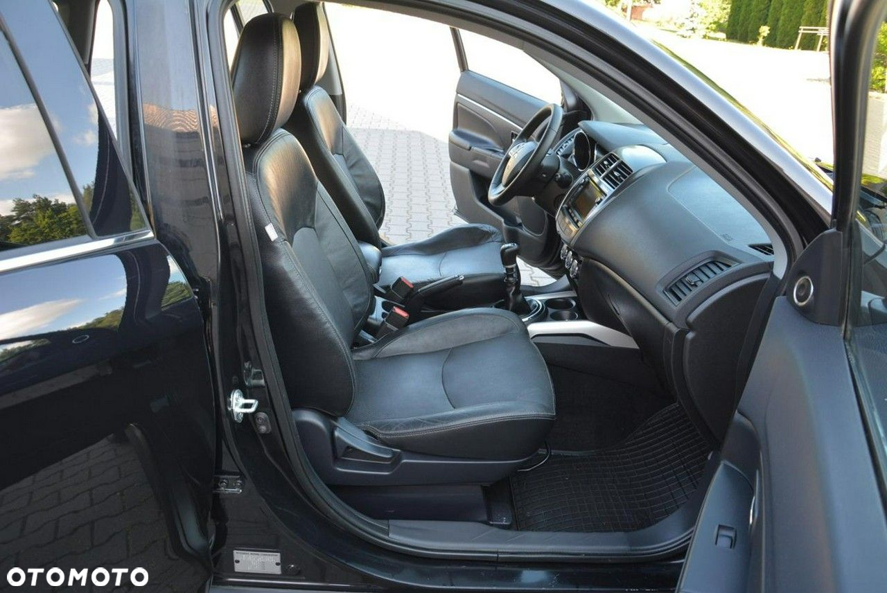 Mitsubishi ASX 1.8 DI-D 4WD Diamant Edition - 17
