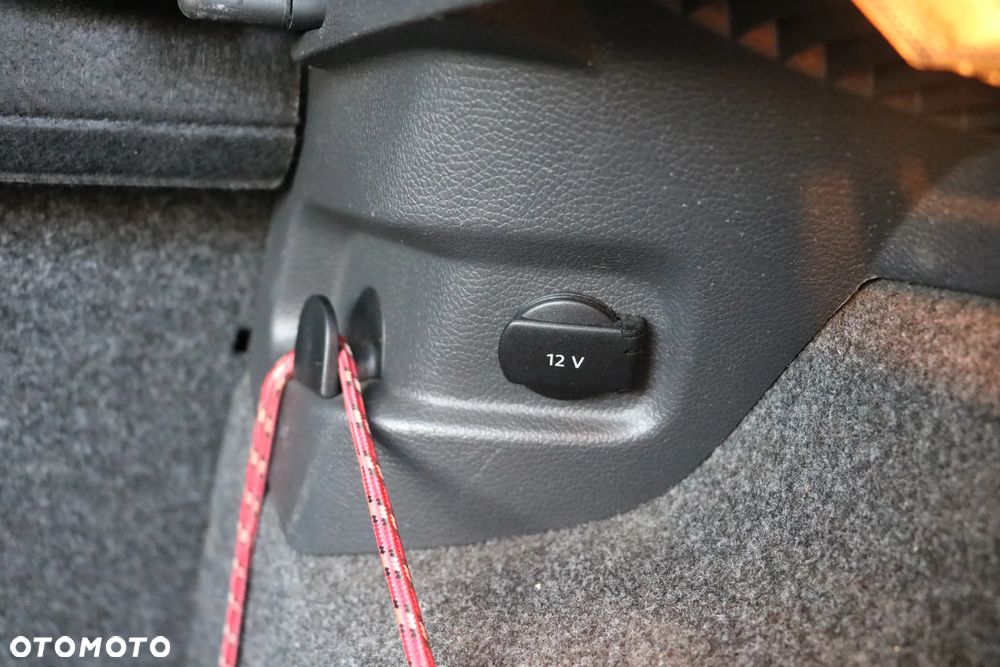 Volkswagen Golf 2.0 TDI GT Sport - 34