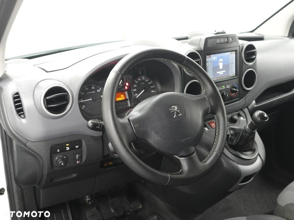Peugeot Partner - 26