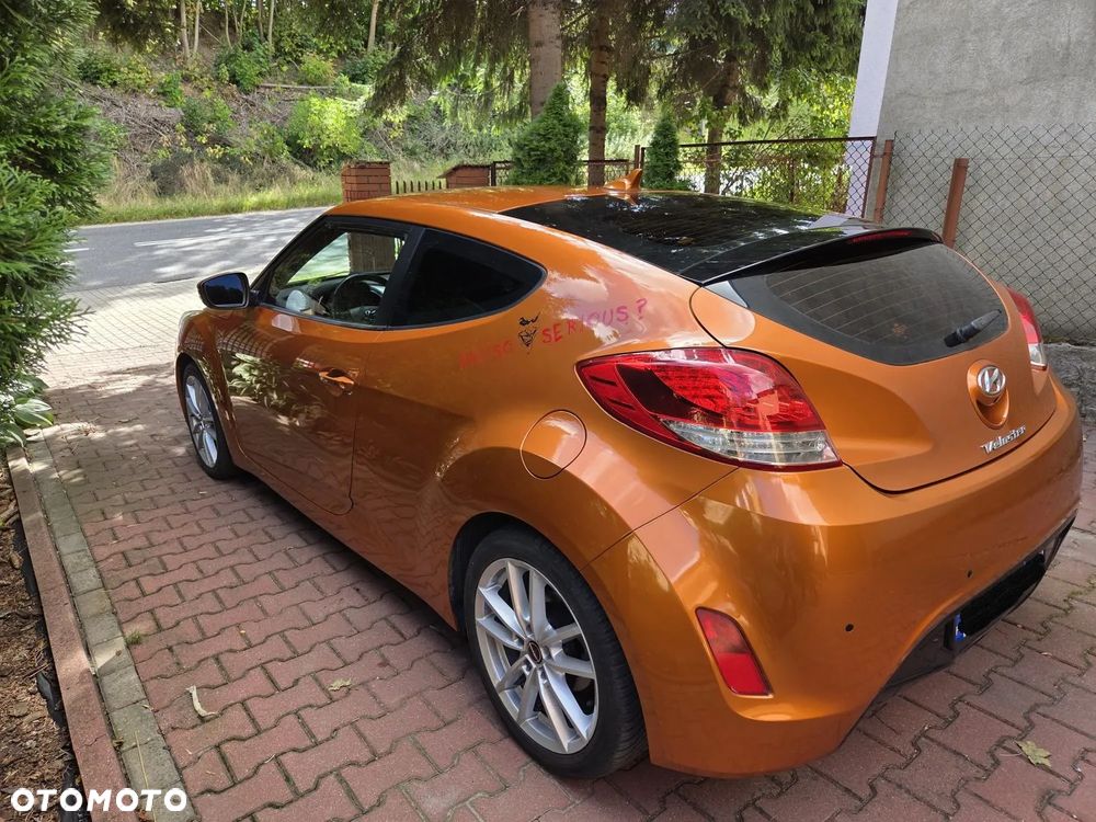 Hyundai Veloster 1.6 GDI Comfort - 8