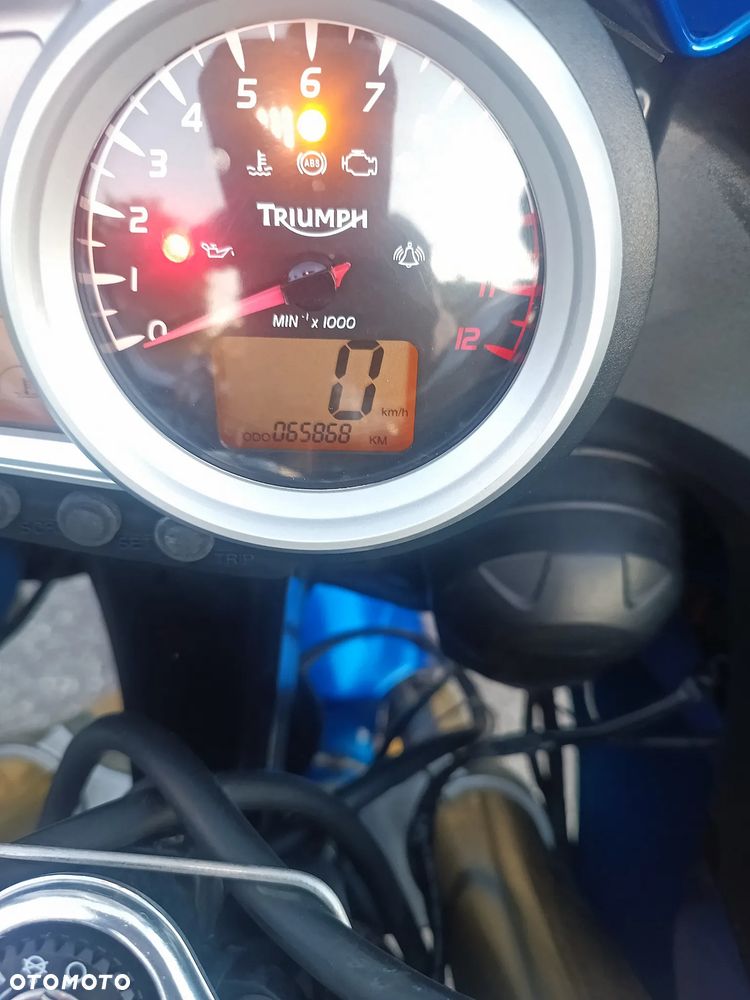 Triumph Tiger - 14