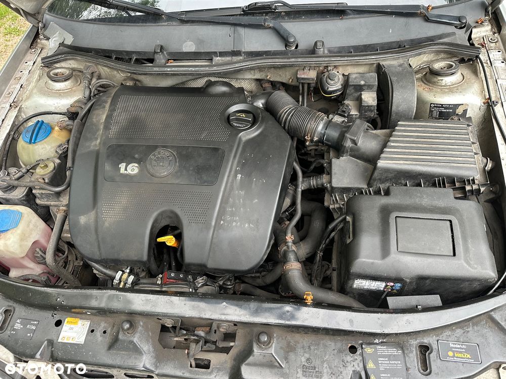 Skoda Octavia 1.6 Tour - 10