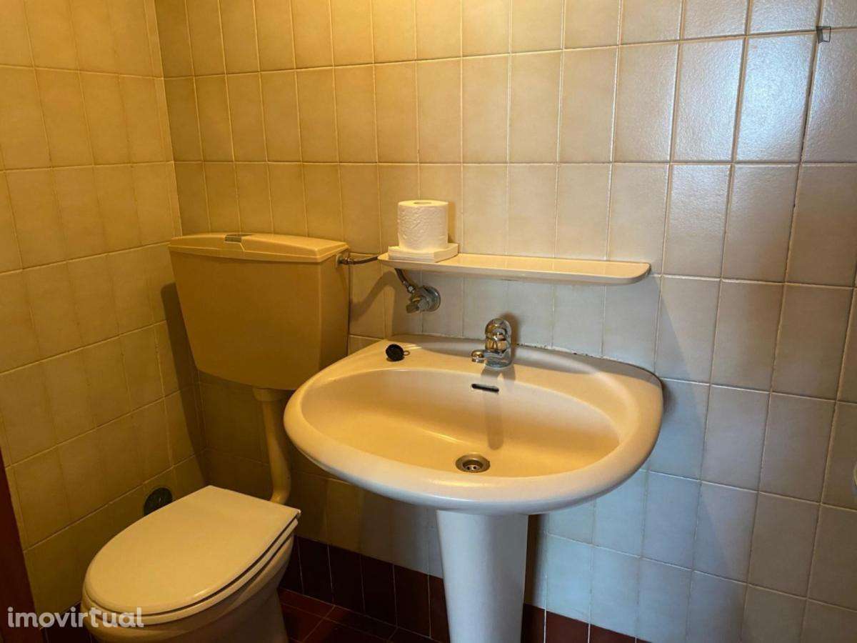 Apartamento com 2 quartos - localizado em Restelo Lisbon - Grande imagem: 3/8