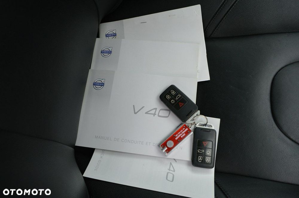 Volvo V40 D2 - 40