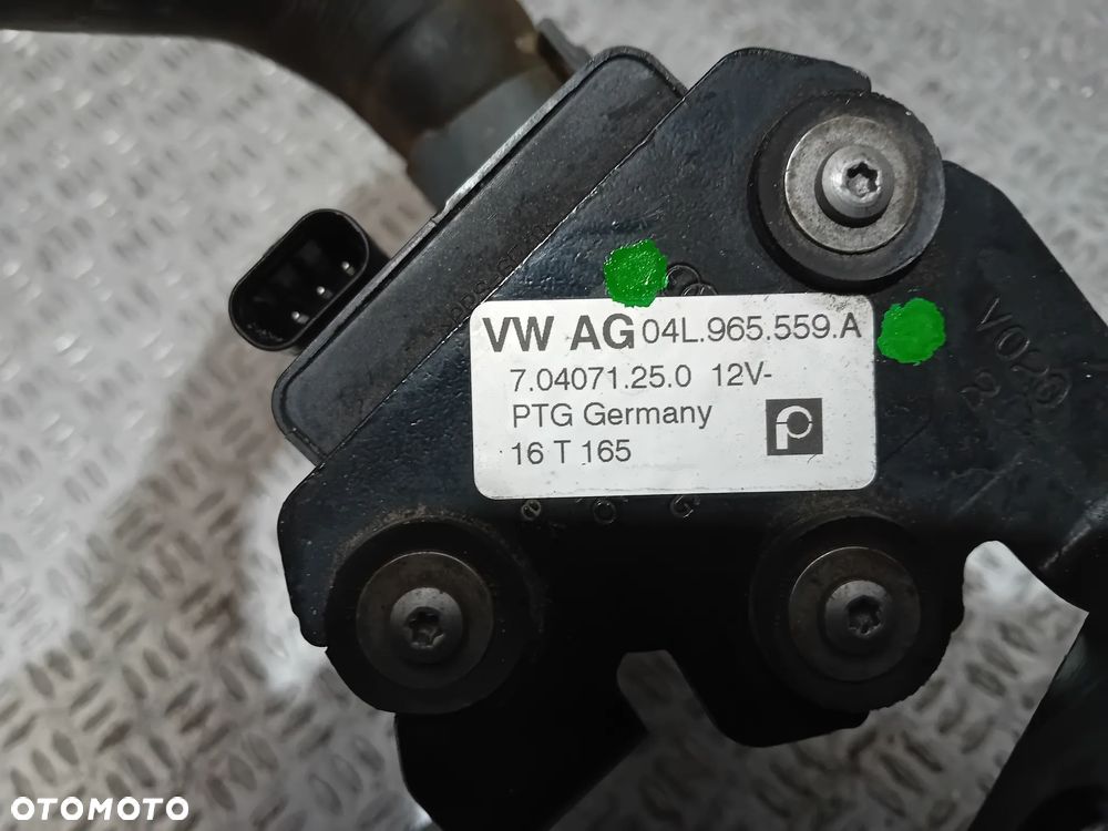 dodatkowa pompa wody Audi A4 B9 3.0 TDI 2016 04L965559A - 2