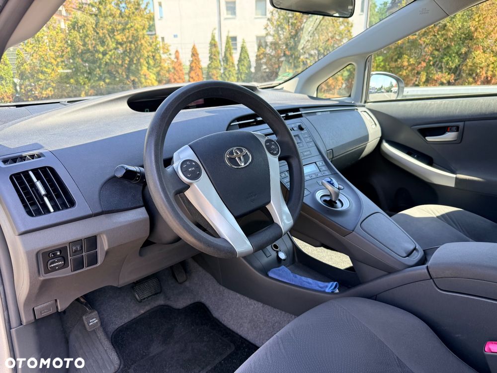 Toyota Prius - 24