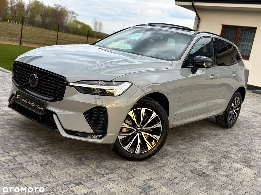 Volvo XC 60 B4 D Plus Dark - 13