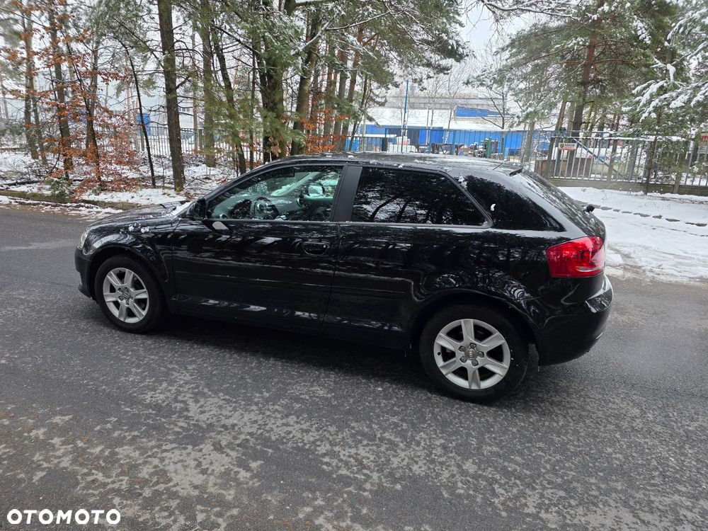 Audi A3 3-drzwiowe 1.6 S tronic Ambition - 8