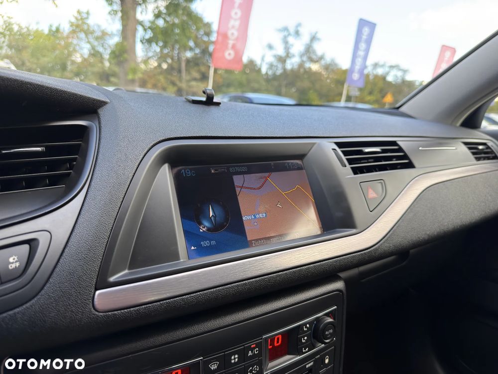 Citroën C5 2.0i 16V Exclusive Equilibre Navi - 36
