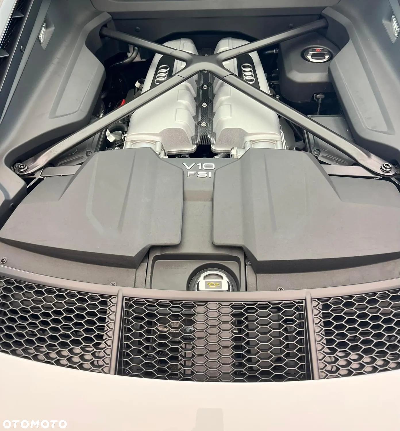 Audi R8 V10 Quattro Performance - 9