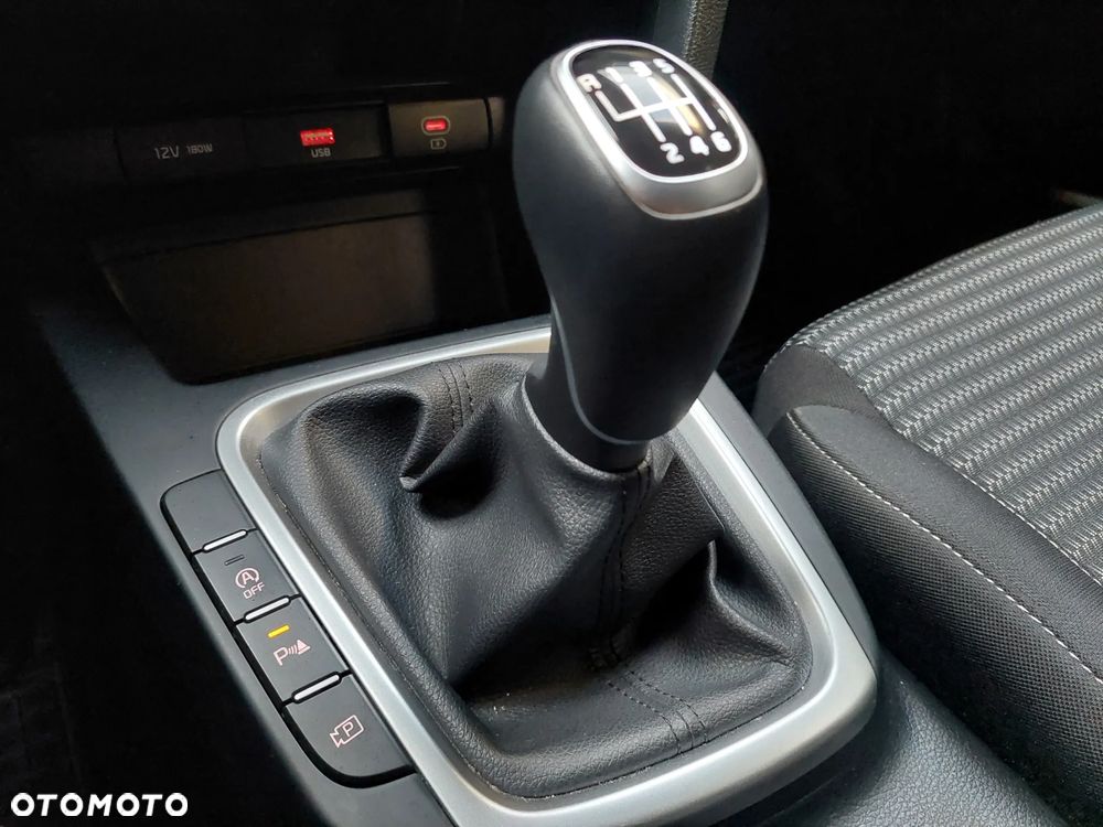 Kia Ceed 1.5 T-GDI M - 36
