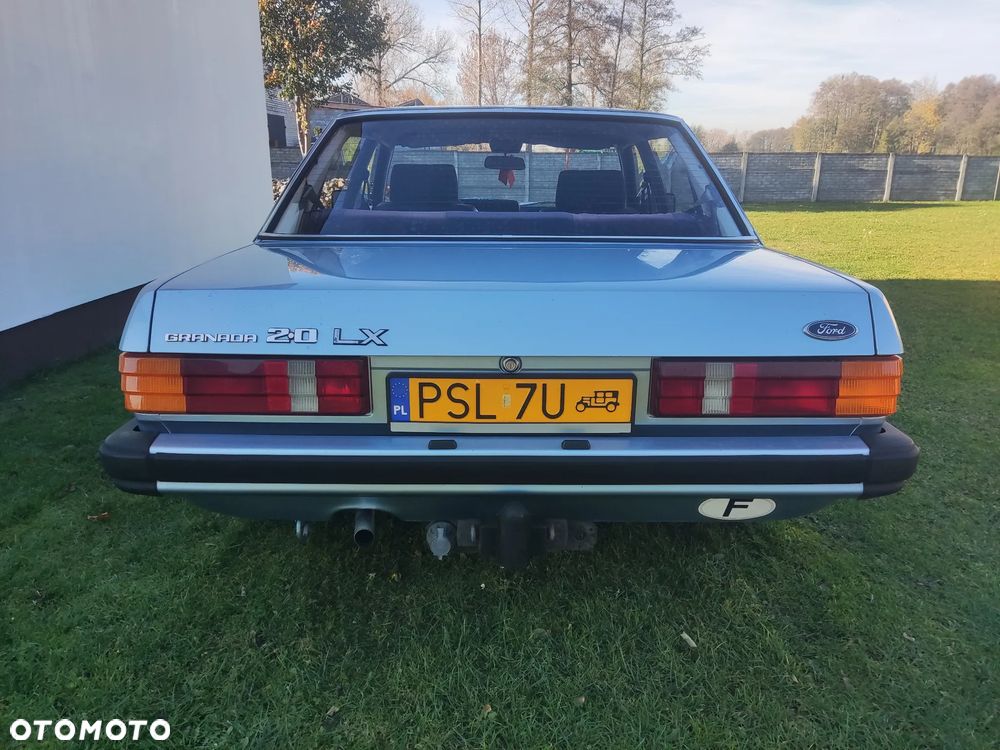 Ford Granada - 16