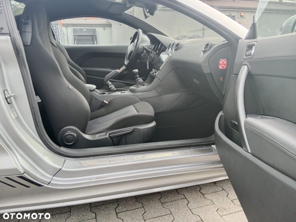 Peugeot RCZ 1.6 THP - 11